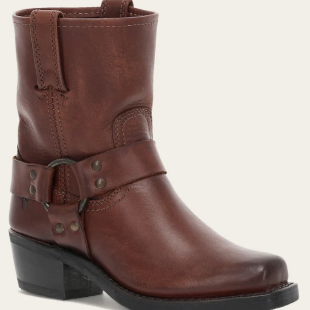FRYE HARNESS 8R WOMENS size 8
